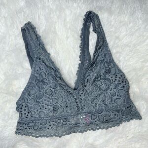 🍓6/$15🍓 Gray Lace Bralette